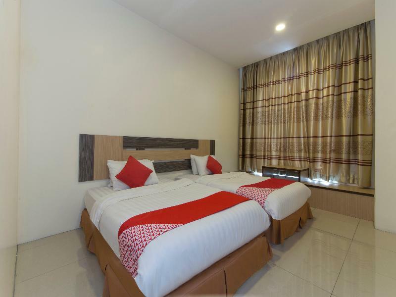 Oyo 776 Fame Hotel Σερεμπάν Εξωτερικό φωτογραφία